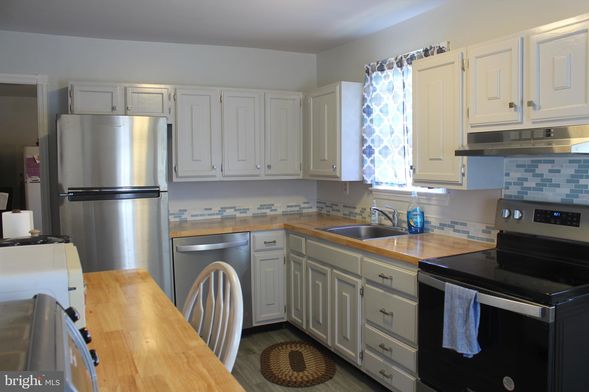 529 Poole Road Westminster, MD 21157 - Photo 27 of 110 kitchen