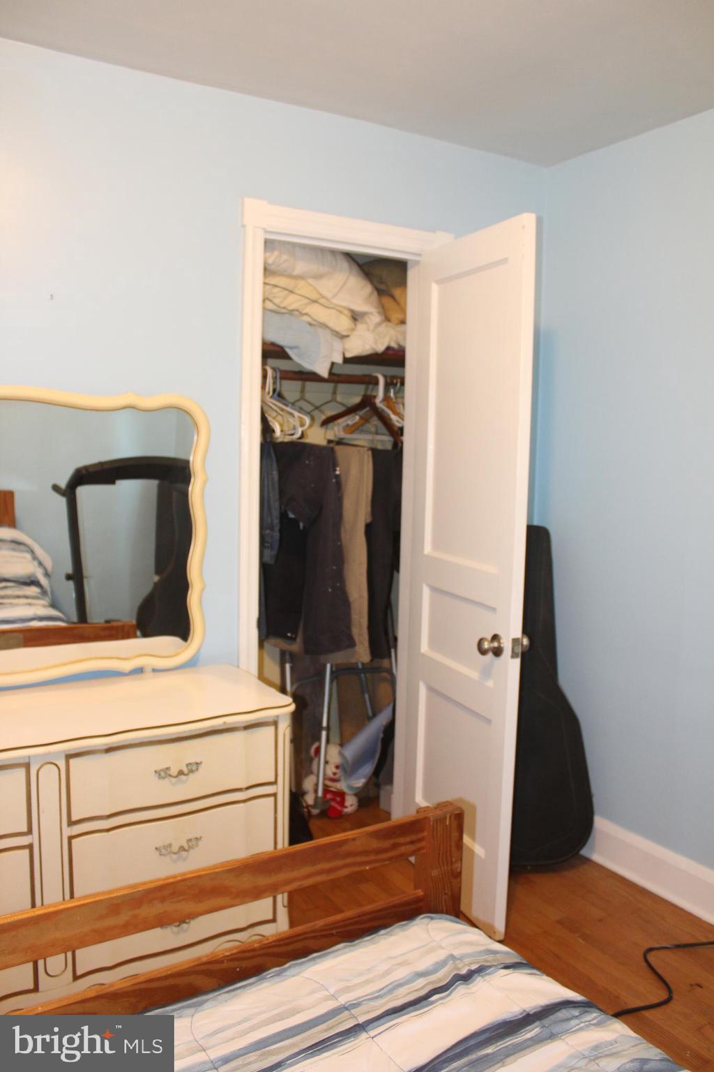 529 Poole Road Westminster, MD 21157 - Photo 45 of 110 Bed #2 closet