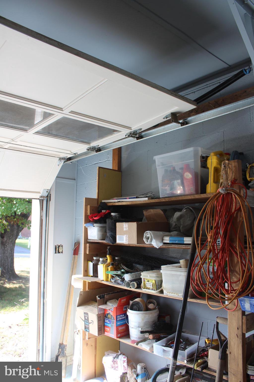 529 Poole Road Westminster, MD 21157 - Photo 59 of 110 garage