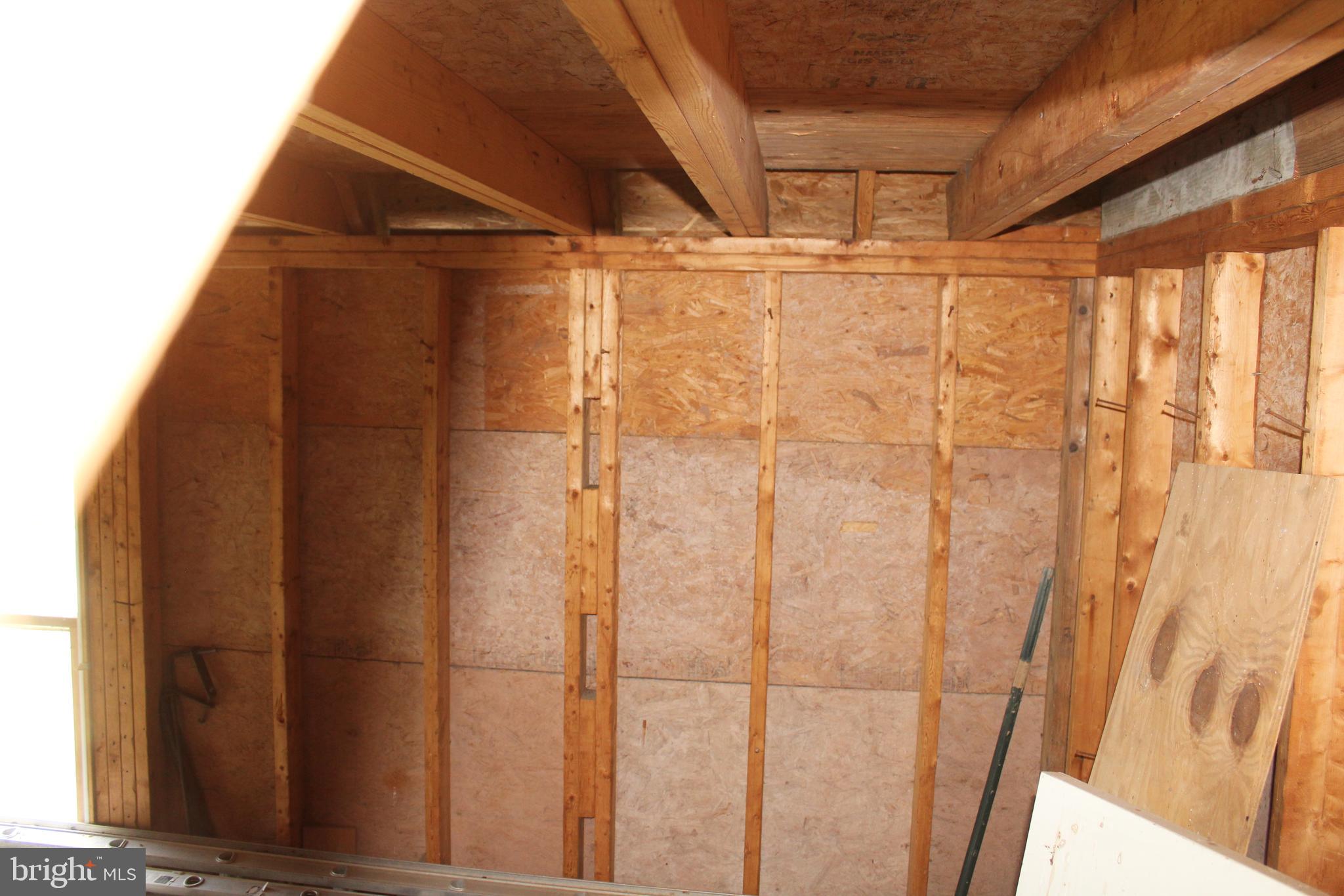 529 Poole Road Westminster, MD 21157 - Photo 75 of 110 Inside shed