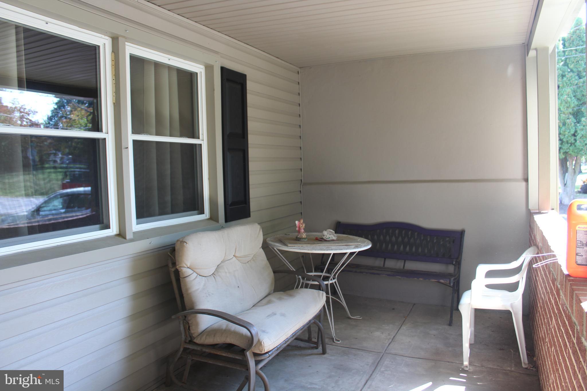 529 Poole Road Westminster, MD 21157 - Photo 10 of 110 Front porch