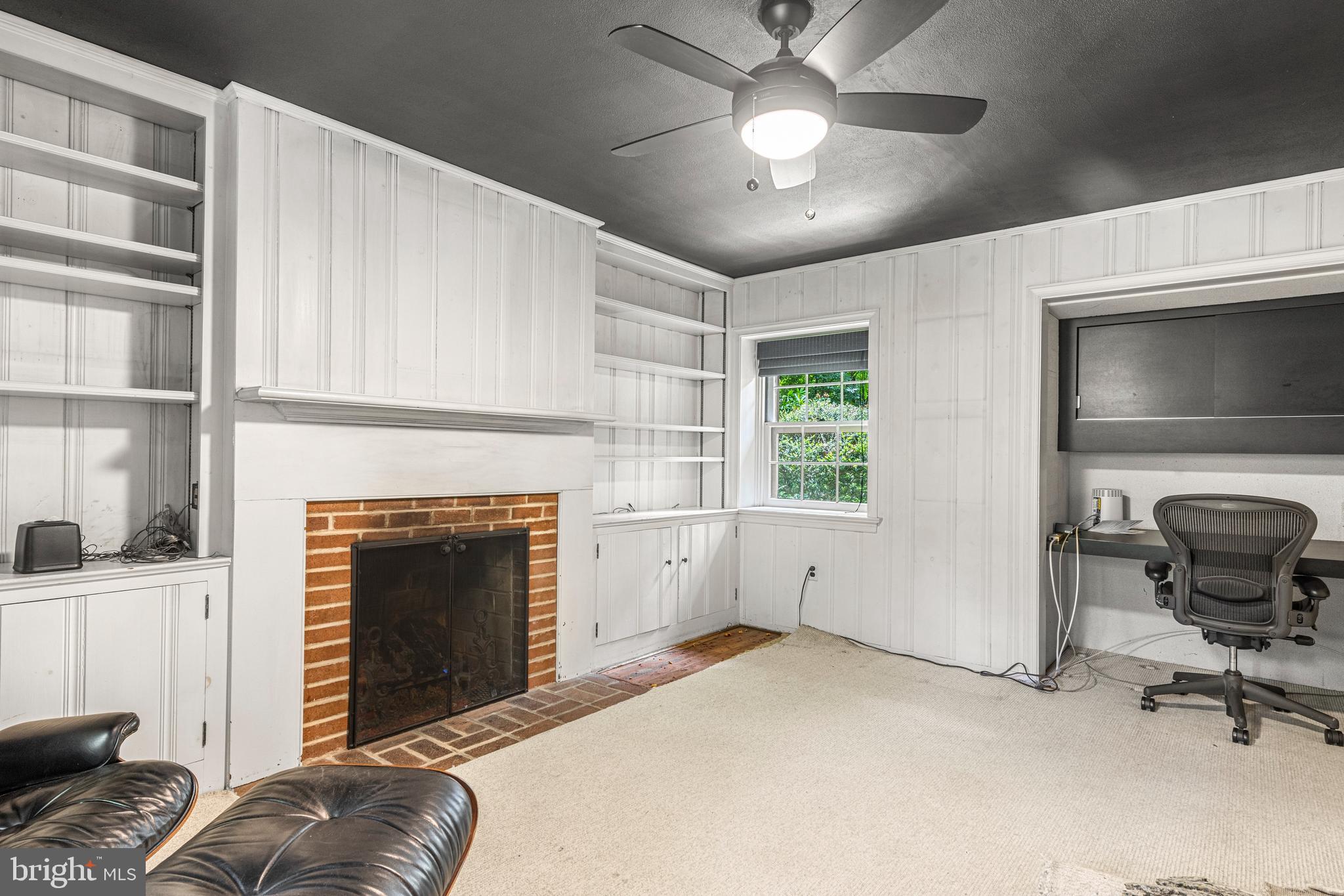 55 Wellesley Road Swarthmore, PA 19081 - Photo 18 of 37 Den with Desk Area