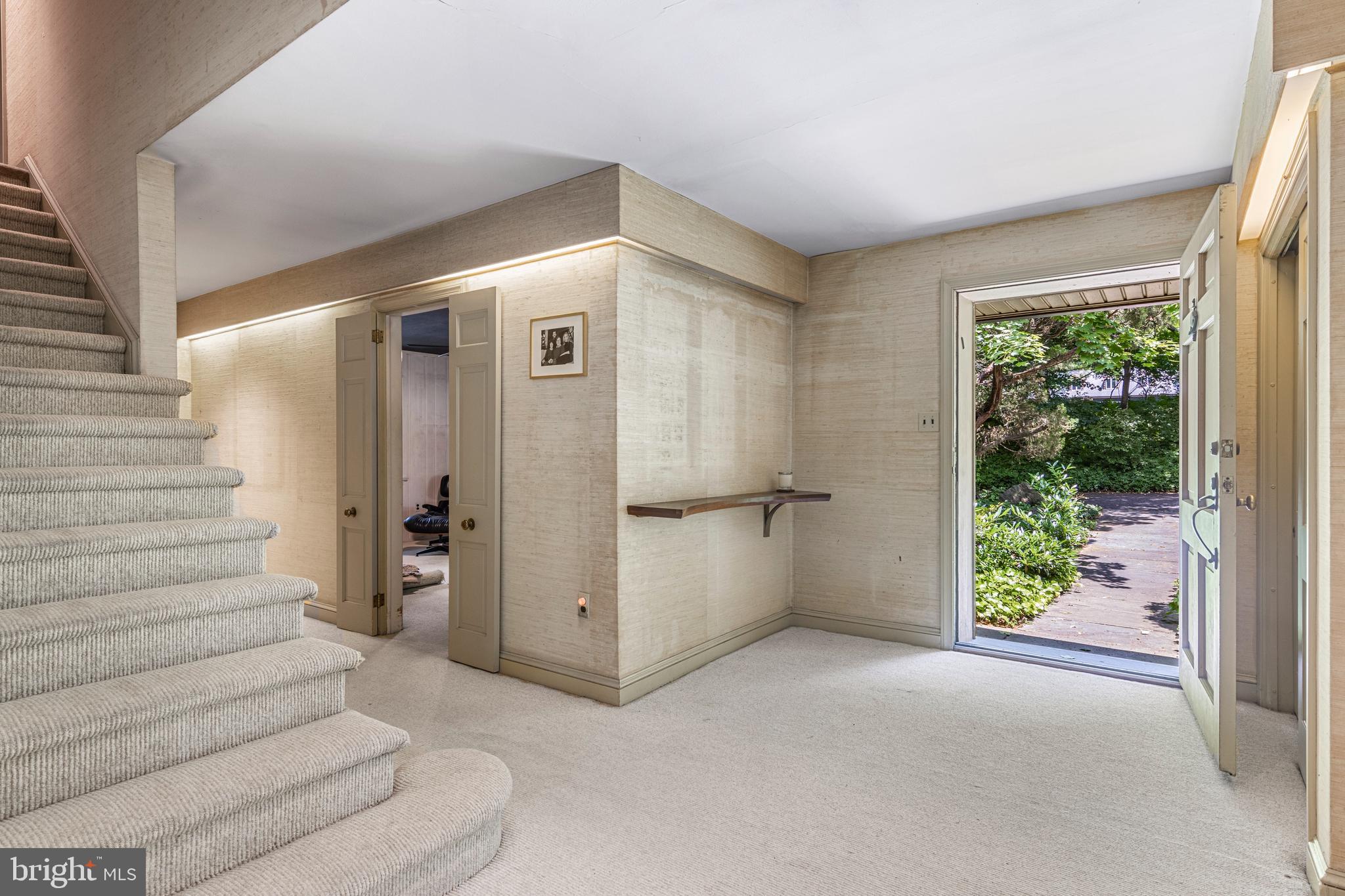 55 Wellesley Road Swarthmore, PA 19081 - Photo 3 of 37 Foyer