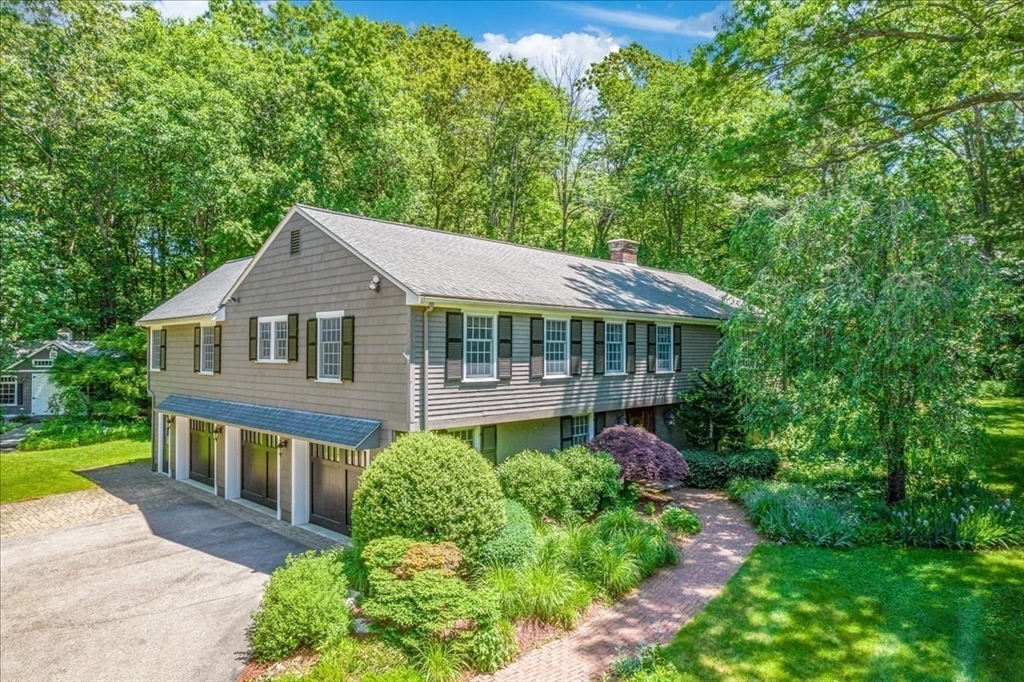 19 Yorkshire Road Dover, MA 02030 - Photo 3 of 42 Gallery Image 3