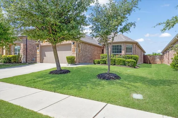 $325,900 | 1125 Elizabeth Street, Anna, TX 75409