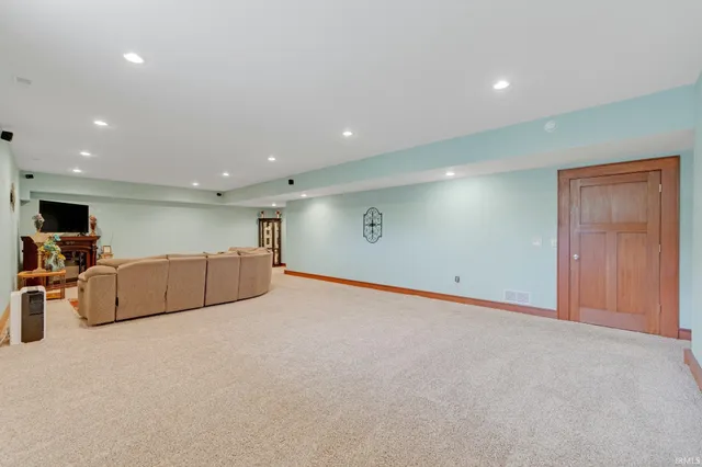 $649,900 | 3488 County Road 39, Auburn, IN 46706