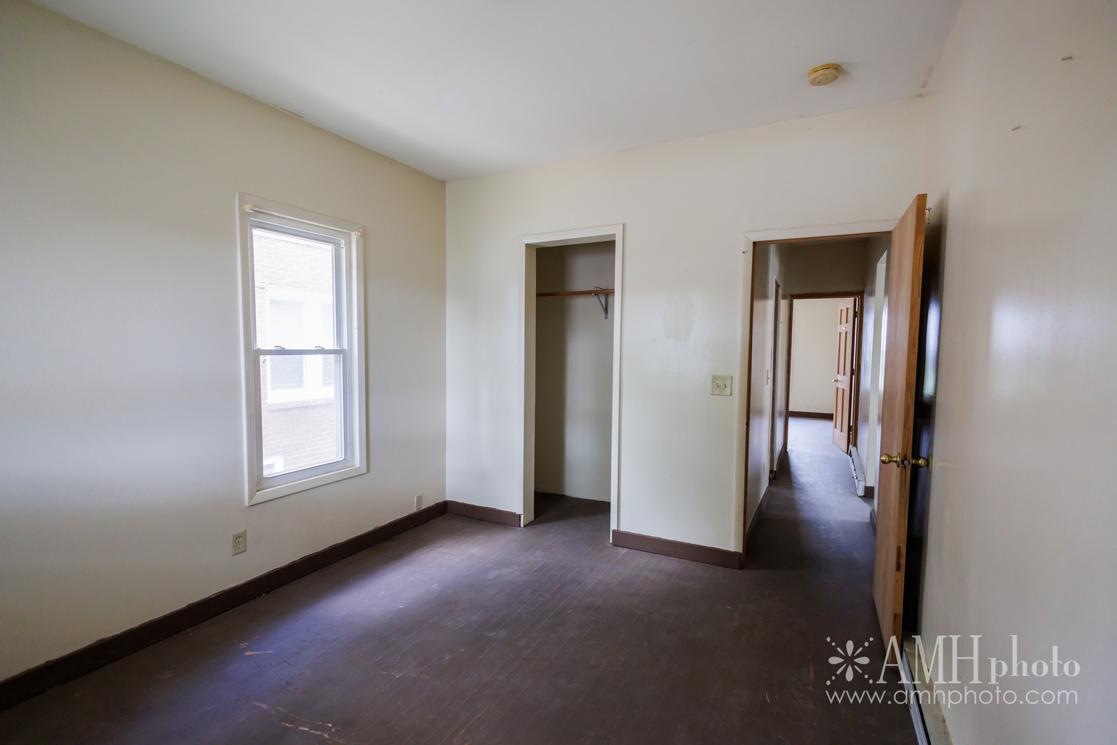 360 South Elm Avenue Kankakee, IL 60901 - Photo 13 of 25
