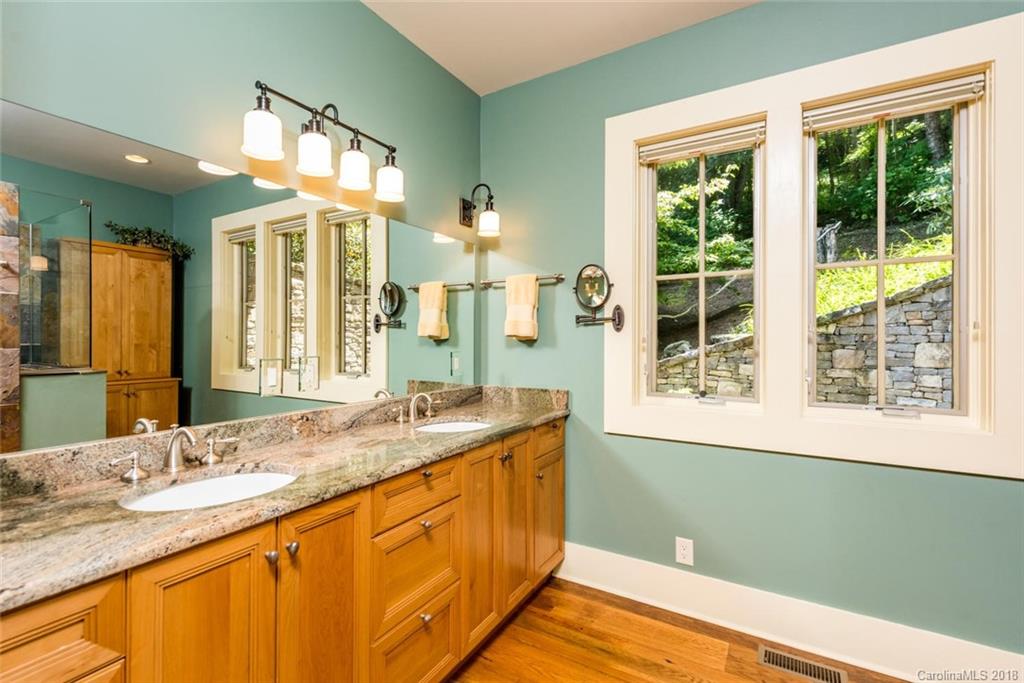 346 East Reach Road, Unit 131 Sylva, NC 28779 - Photo 19 of 34 Gallery Image 19