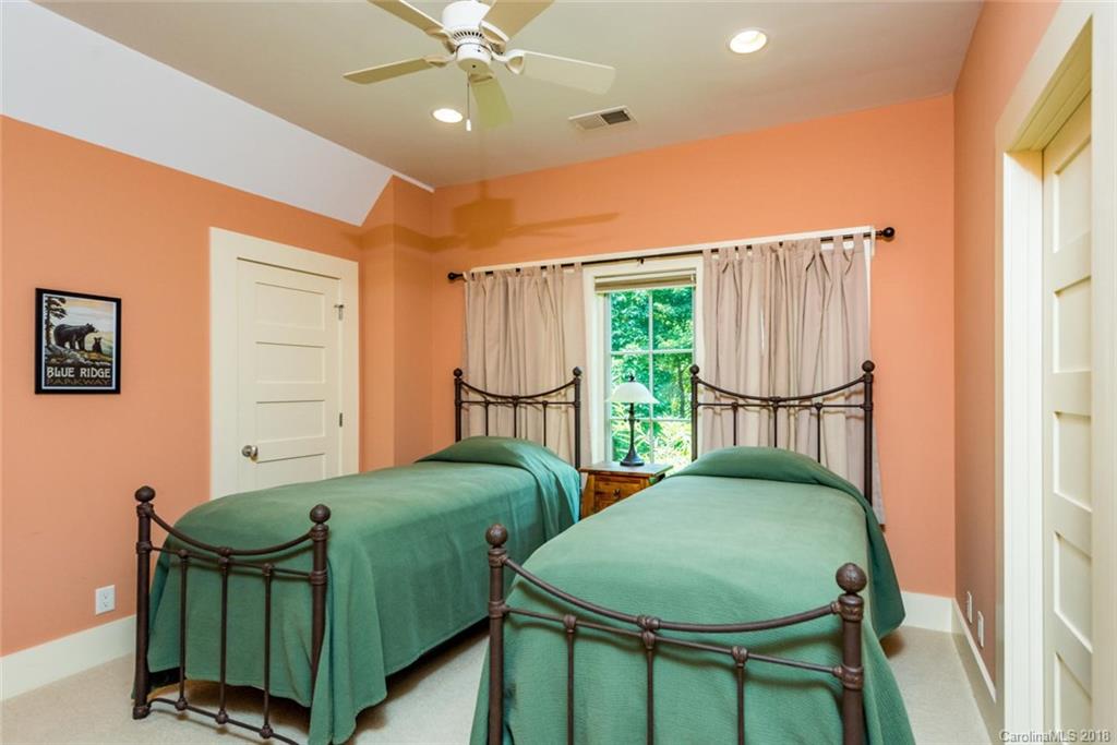 346 East Reach Road, Unit 131 Sylva, NC 28779 - Photo 25 of 34 Gallery Image 25