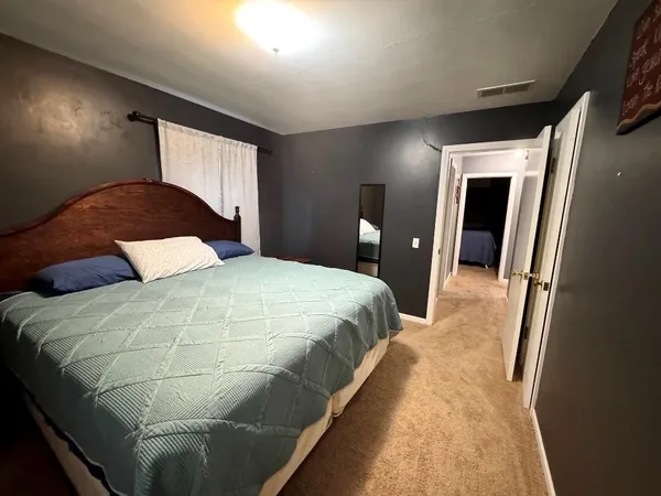 $154,900 | 205 East Van Buren Street, Gallatin, MO 64640