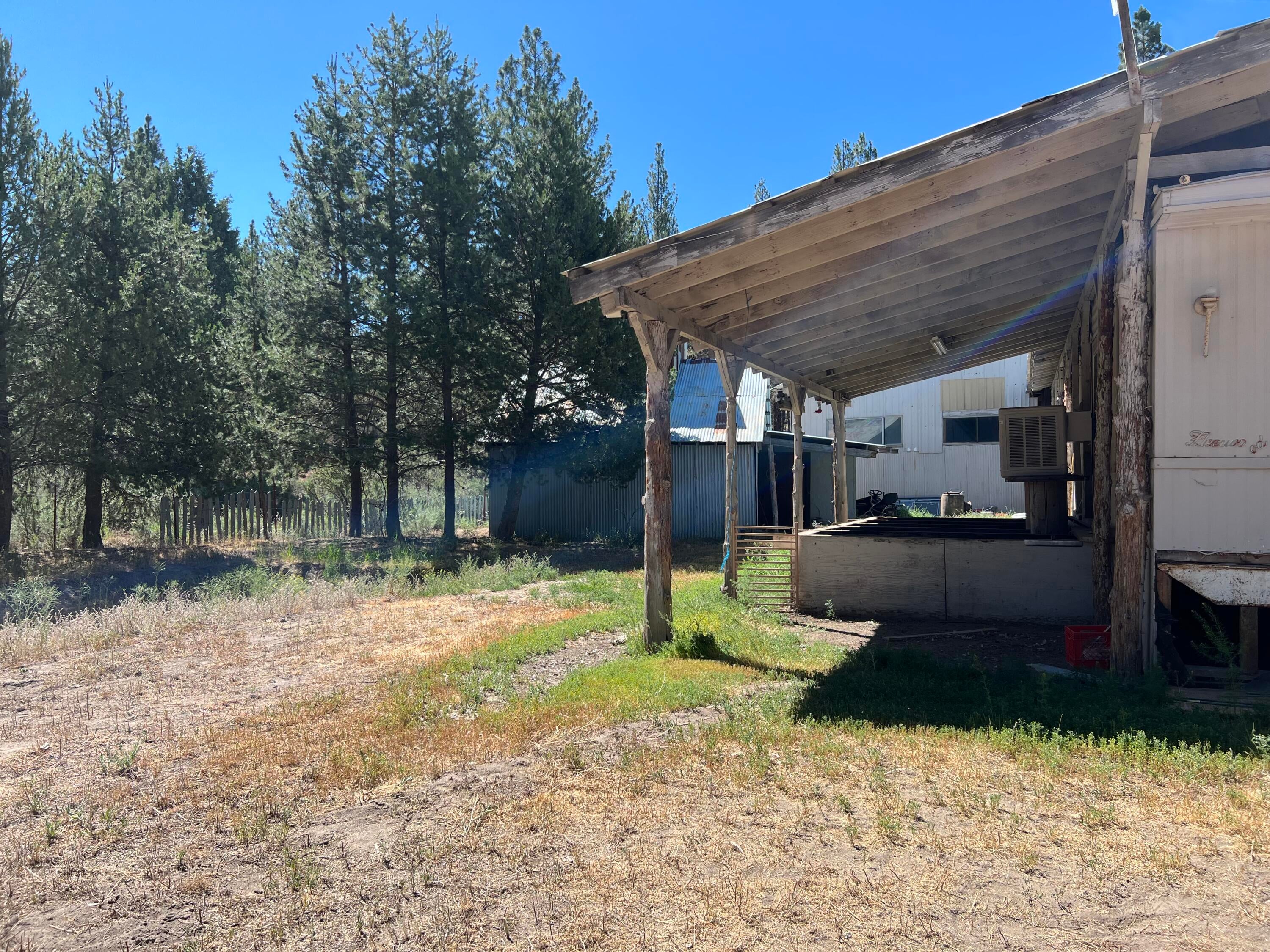 46612 Sycan Road Beatty, OR 97621 - Photo 2 of 16 IMG_0144