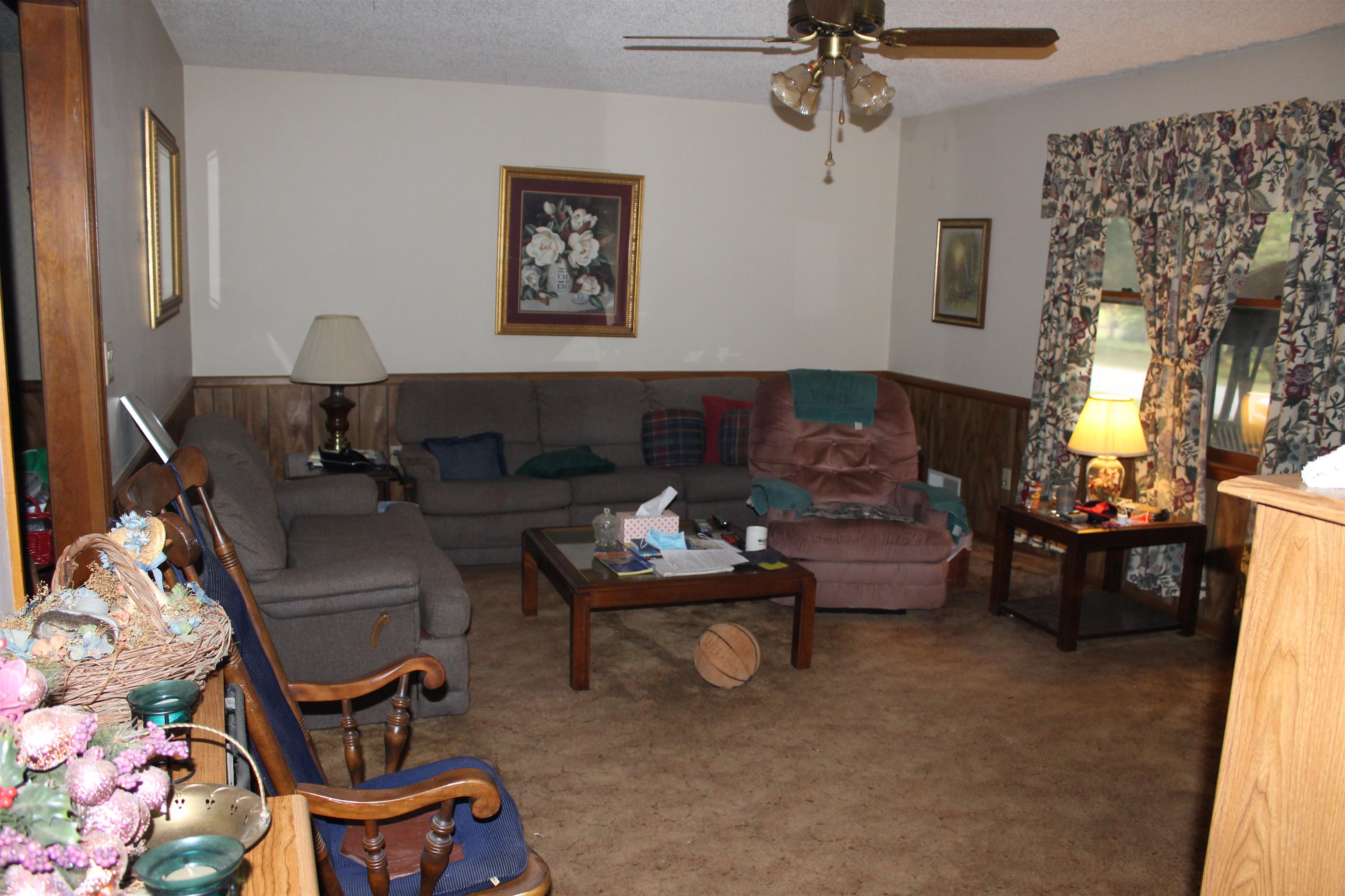 135 Carlton Drive Inman, SC 29349 - Photo 4 of 11