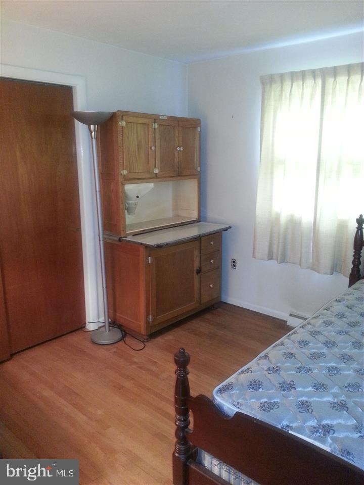 316 Ruth Drive York, PA 17403 - Photo 12 of 22 Gallery Image 12