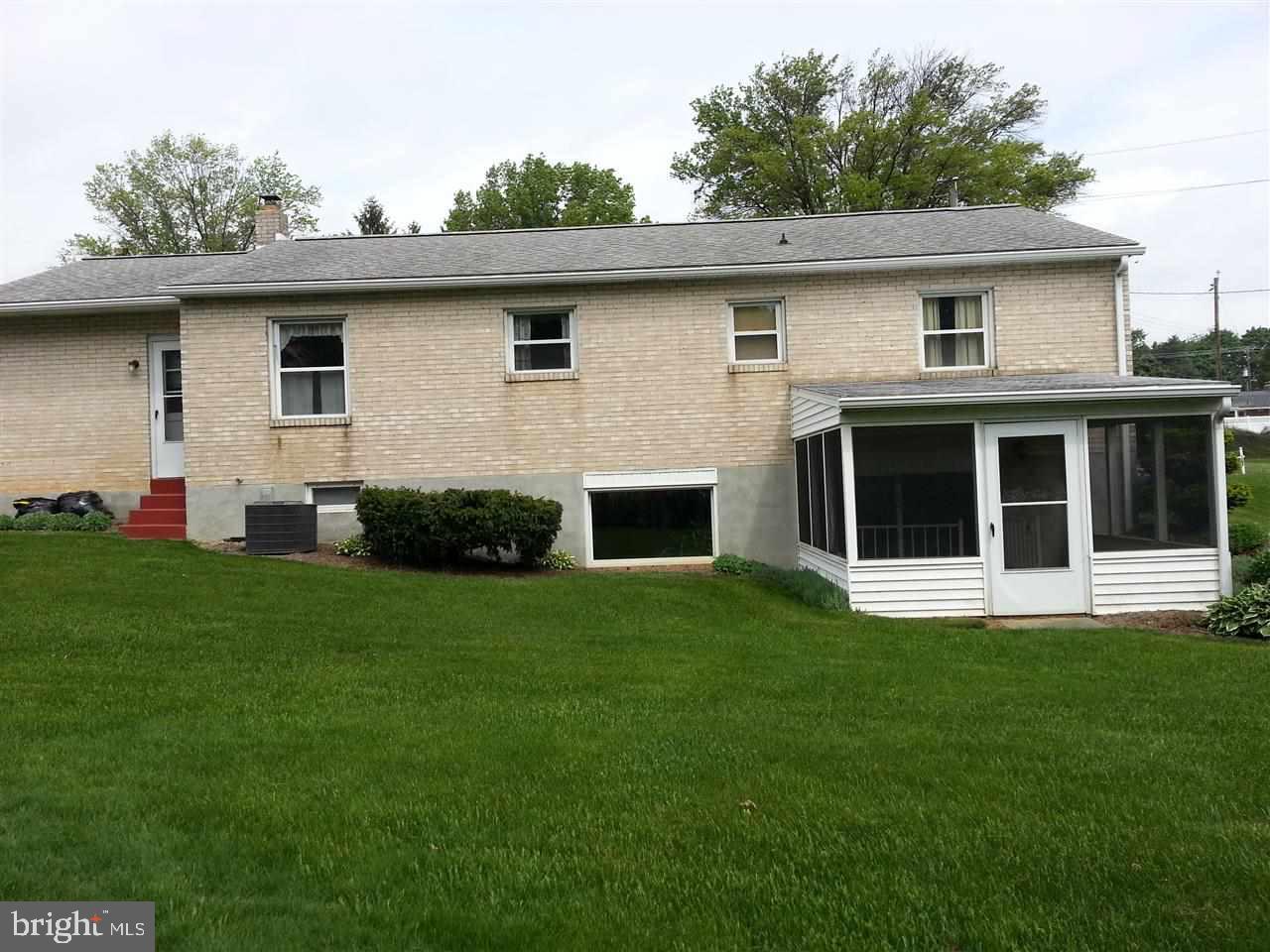 316 Ruth Drive York, PA 17403 - Photo 18 of 22 Gallery Image 18
