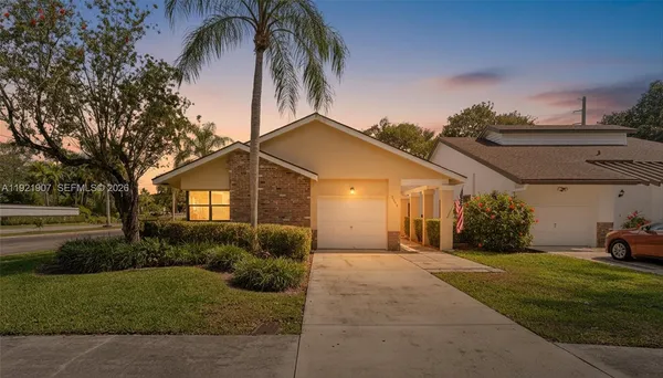 $399,500 | 2540 Calamondin Circle, Coconut Creek, FL 33063