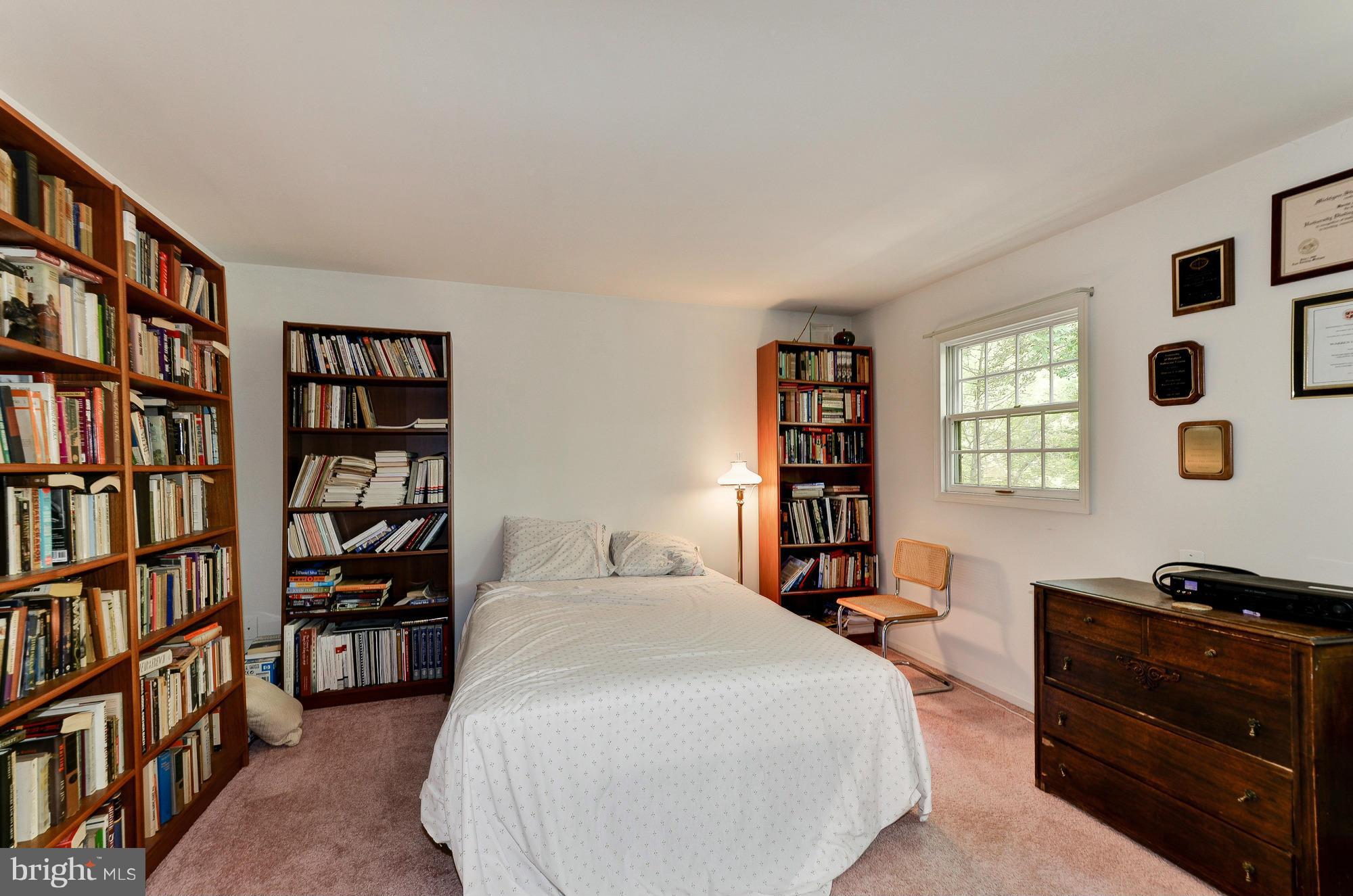 11500 Glen Road Potomac, MD 20854 - Photo 24 of 30 Third bedroom