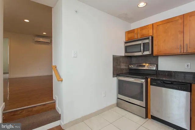 $1,250 | 1842 North Bouvier Street, Unit 3, Philadelphia, PA 19121