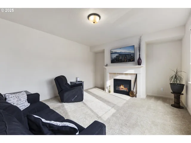 $660,000 | 14001 Northeast 101st Street, Vancouver, WA 98682