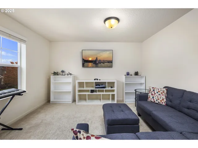 $660,000 | 14001 Northeast 101st Street, Vancouver, WA 98682