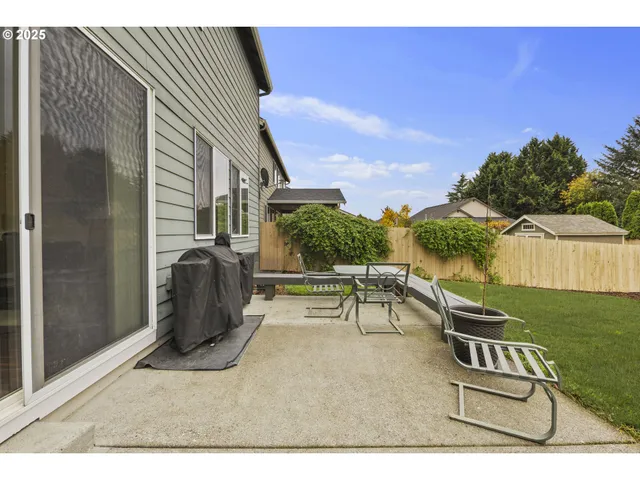 $660,000 | 14001 Northeast 101st Street, Vancouver, WA 98682