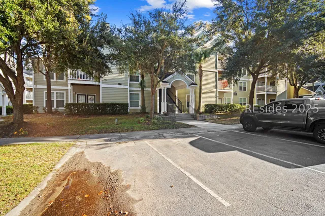 $219,000 | 100 Kensington Boulevard, Unit 318, Bluffton, SC 29910