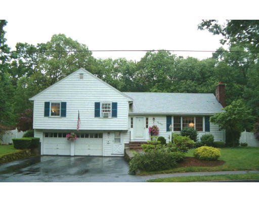 8 Keniston Road Lynnfield, MA 01940 - Photo 1 of 1 Gallery Image 1