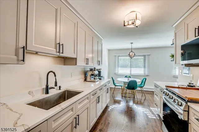 $315,000 | 401 Us Highway, Unit H, Plainfield, NJ 07060