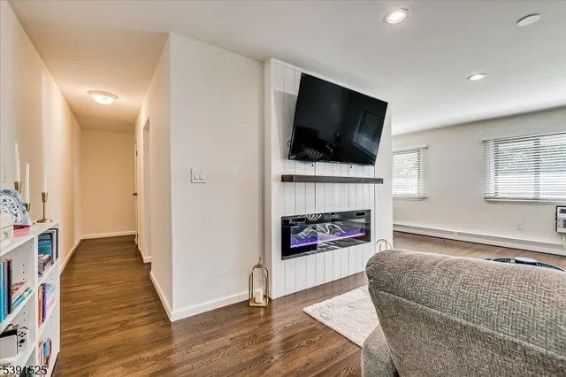 $315,000 | 401 Us Highway, Unit H, Plainfield, NJ 07060