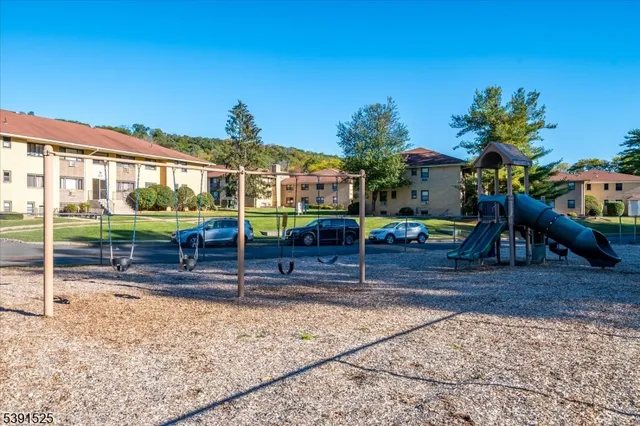 $315,000 | 401 Us Highway, Unit H, Plainfield, NJ 07060