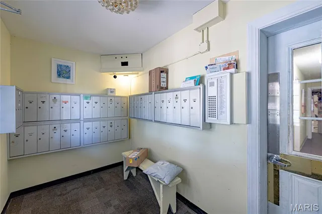 $95,000 | 3107 Garnette Drive, Unit A7, Bridgeton, MO 63044