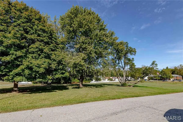 $92,000 | 3107 Garnette Drive, Unit A7, Bridgeton, MO 63044