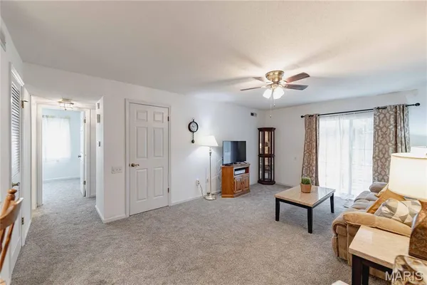 $92,000 | 3107 Garnette Drive, Unit A7, Bridgeton, MO 63044