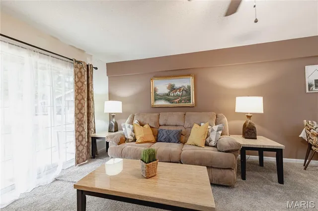 $95,000 | 3107 Garnette Drive, Unit A7, Bridgeton, MO 63044