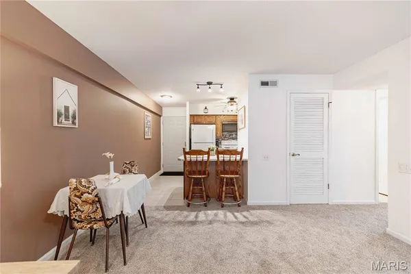 $92,000 | 3107 Garnette Drive, Unit A7, Bridgeton, MO 63044