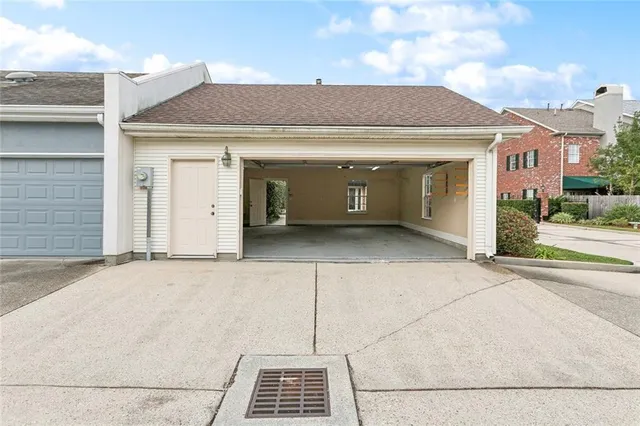 $610,000 | 3717 North Hullen Street, Metairie, LA 70002