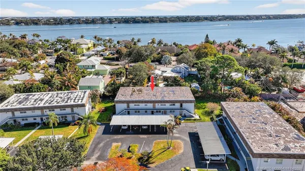 $165,000 | 2950 Southeast Ocean Boulevard, Unit 122, Stuart, FL 34996