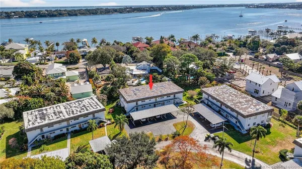 $165,000 | 2950 Southeast Ocean Boulevard, Unit 122, Stuart, FL 34996