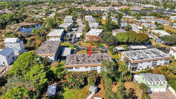 $165,000 | 2950 Southeast Ocean Boulevard, Unit 122, Stuart, FL 34996