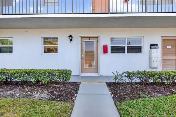 $165,000 | 2950 Southeast Ocean Boulevard, Unit 122, Stuart, FL 34996