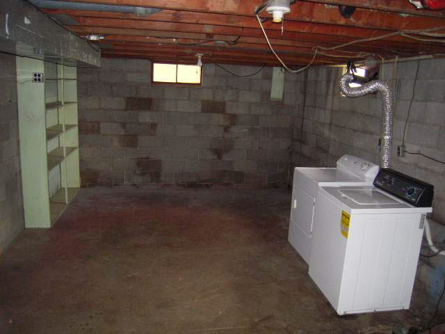 1817 Bashor Road Goshen, IN 46526 - Photo 9 of 12 Gallery Image 9