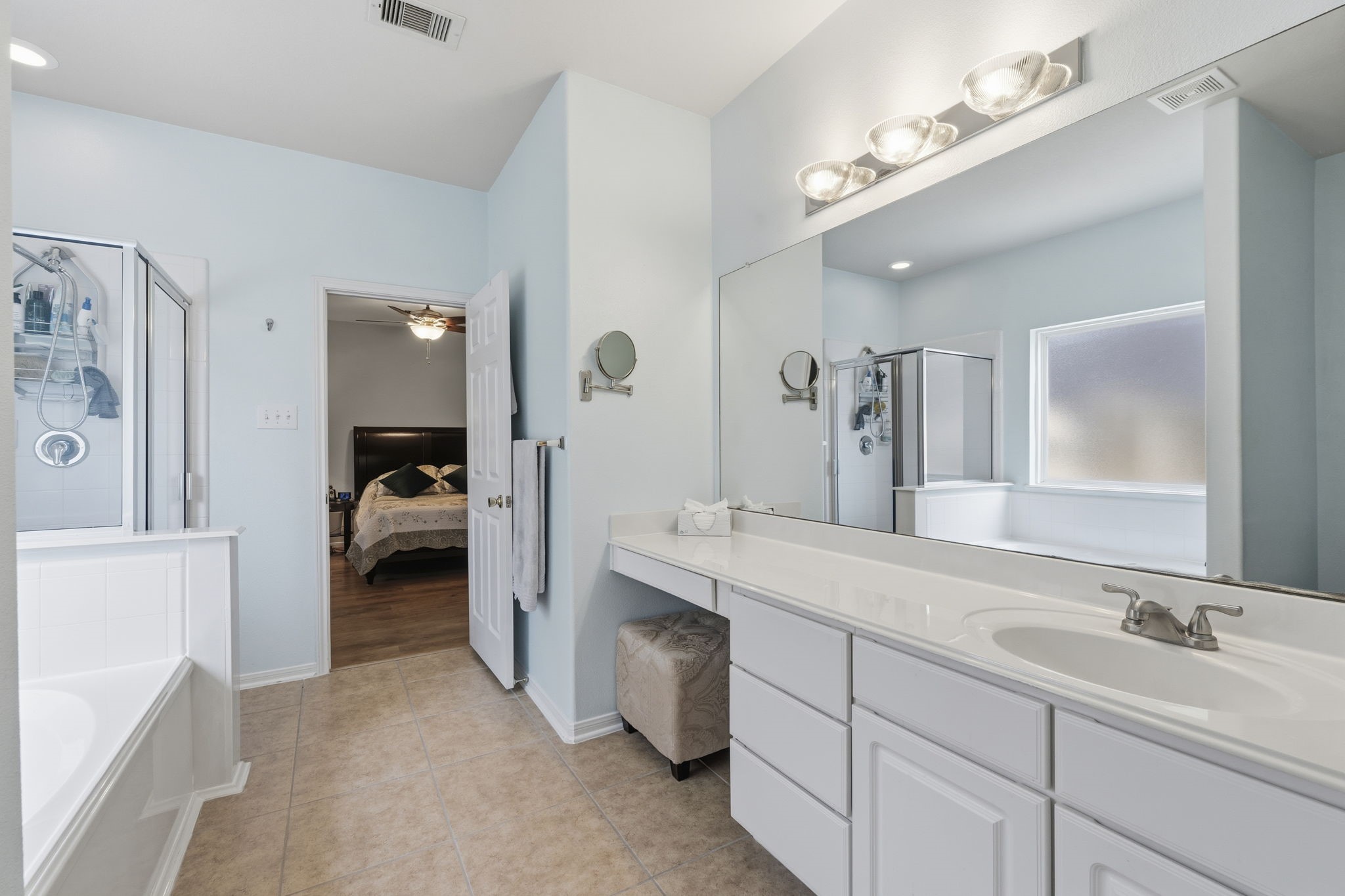 29526 Winton Wood Way Spring, TX 77386 - Photo 13 of 28 Primary Bathroom