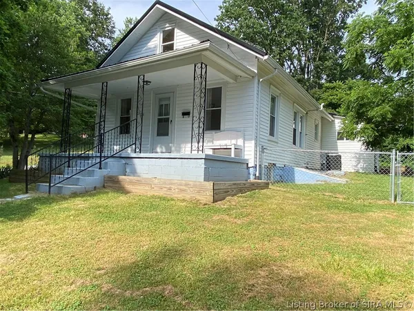 $189,900 | 136 Kirkham Avenue, Corydon, IN 47112