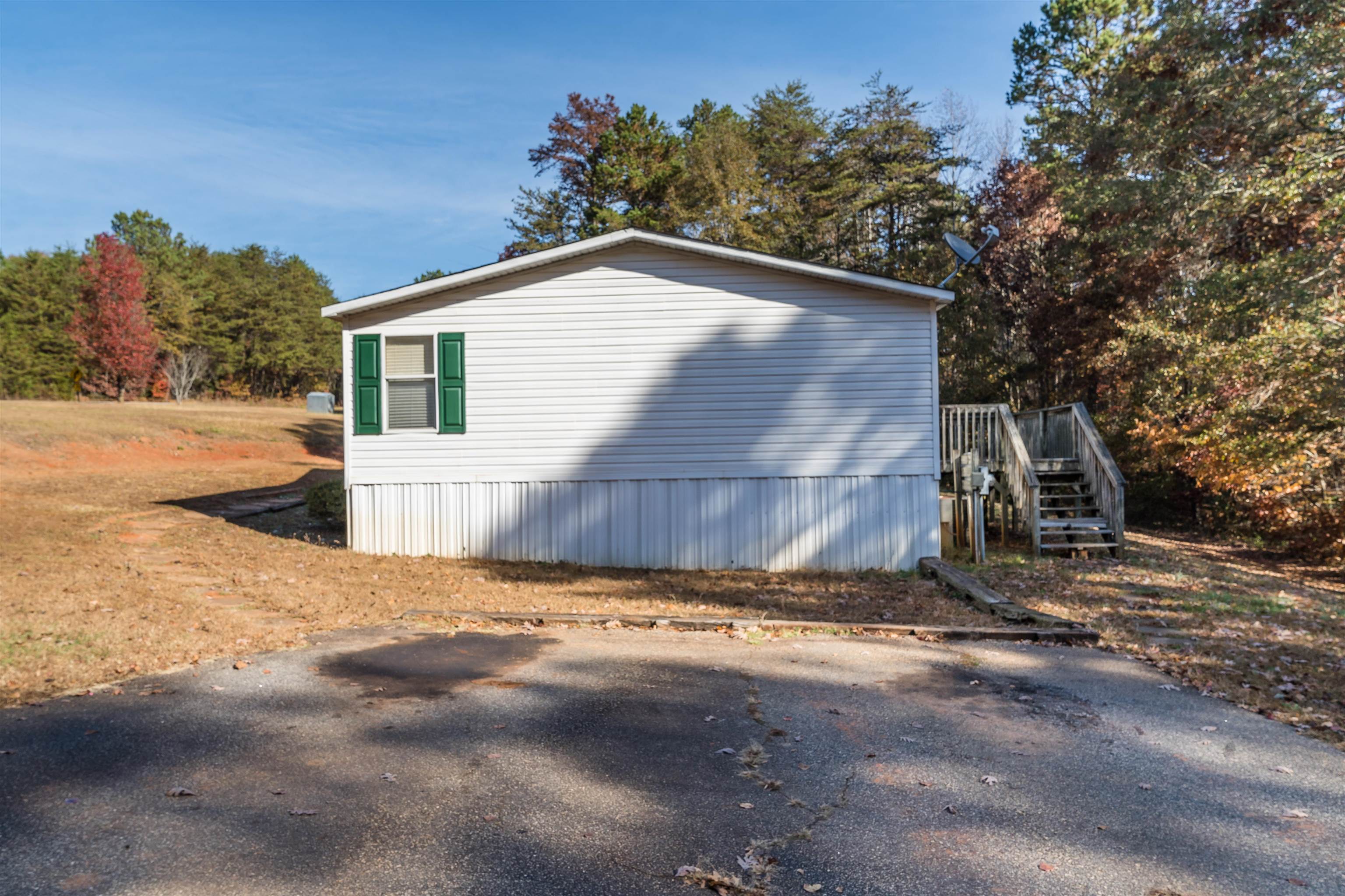 941 Mt Olive Road Cowpens, SC 29330 - Photo 17 of 20