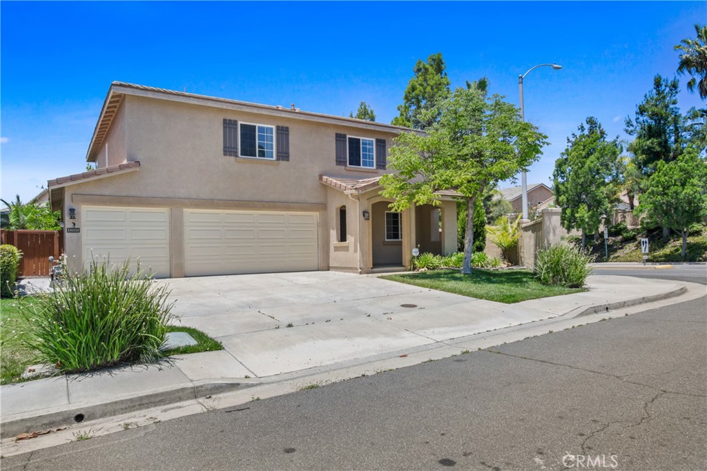 42005 Pine Needle Street Temecula, CA 92591 - Photo 3 of 45 Curbside view of the front of the house.
