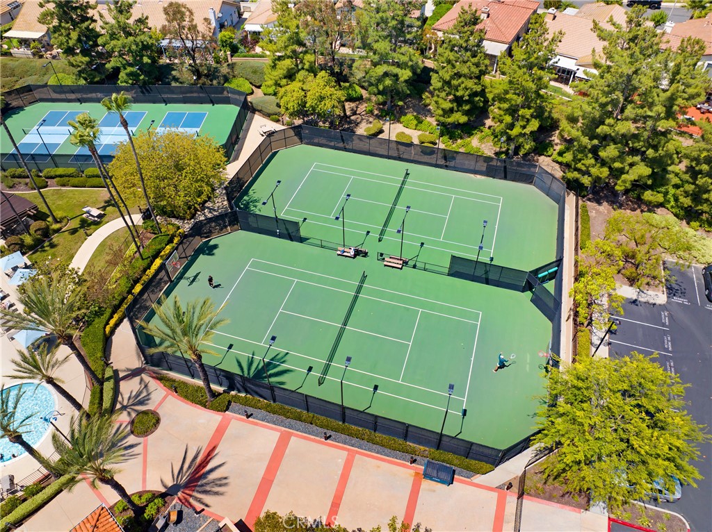 42005 Pine Needle Street Temecula, CA 92591 - Photo 42 of 45 Association tennis courts and pickleball courts.