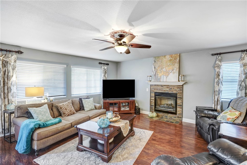 42005 Pine Needle Street Temecula, CA 92591 - Photo 10 of 45 Family Room as staged by previous tenant.