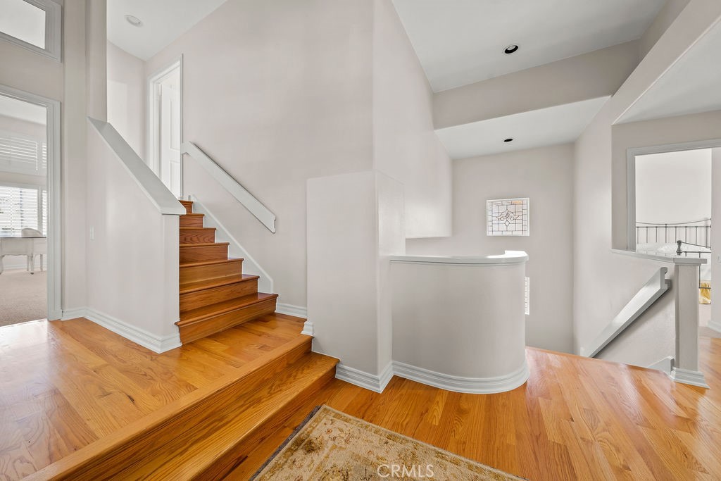 311 Long Point Long Beach, CA 90803 - Photo 16 of 33