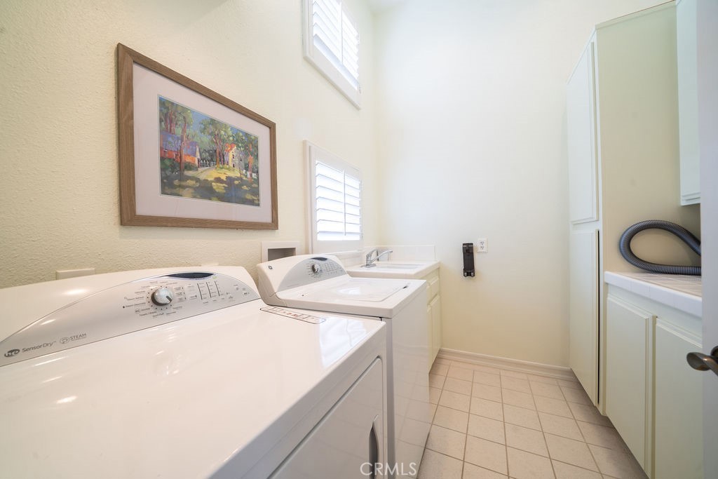 311 Long Point Long Beach, CA 90803 - Photo 20 of 33