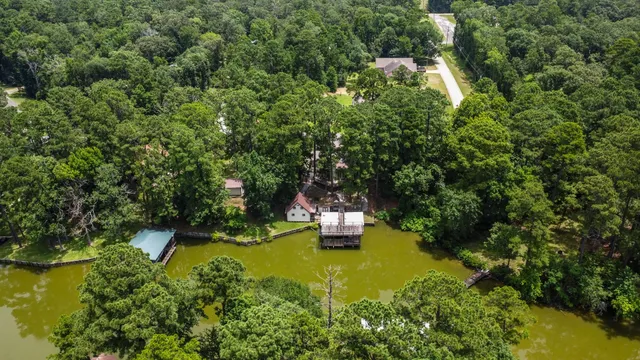 a view of a lake with houses