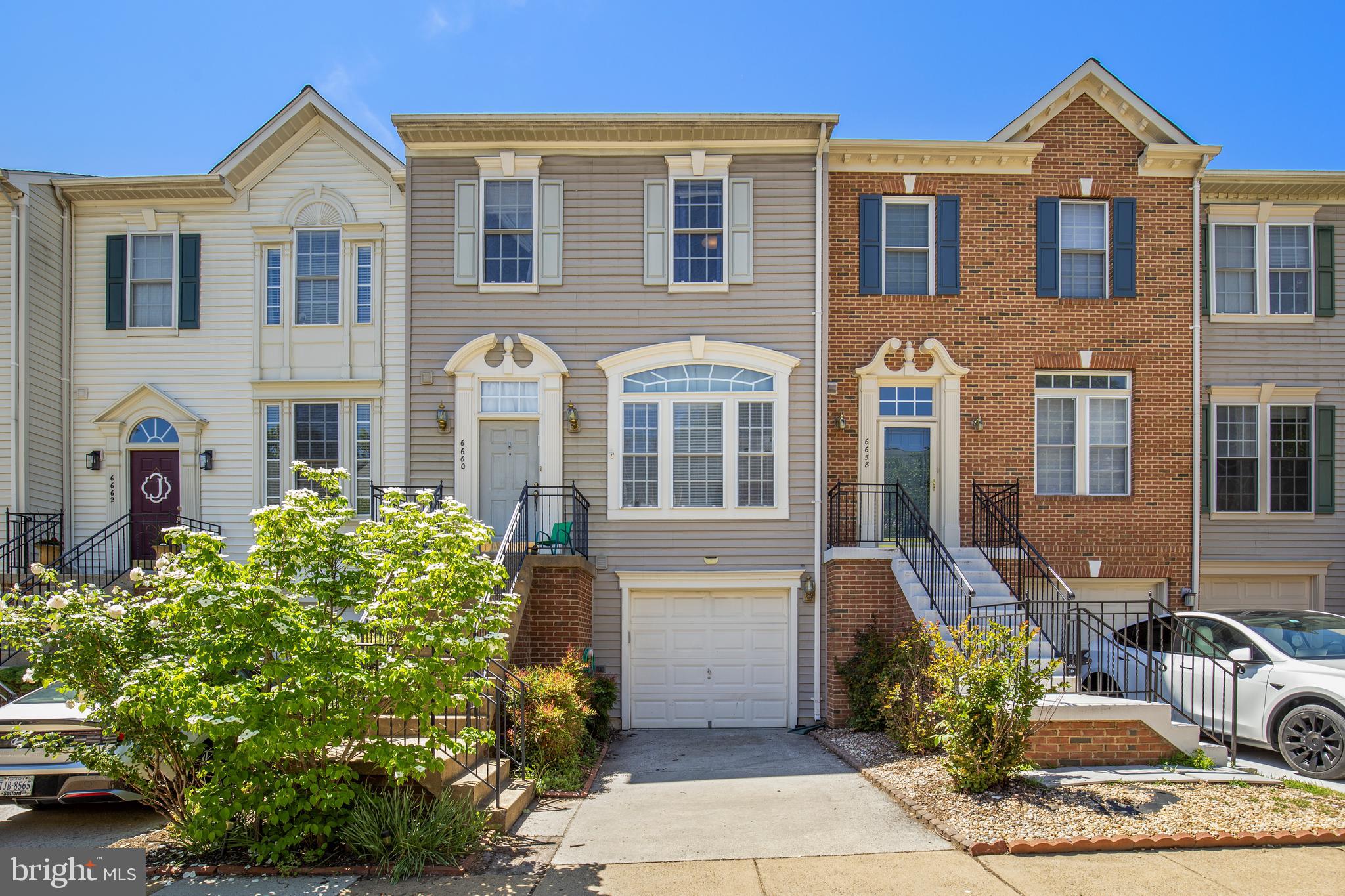 6660 Debra Lu Way Springfield, VA 22150 - Photo 1 of 36